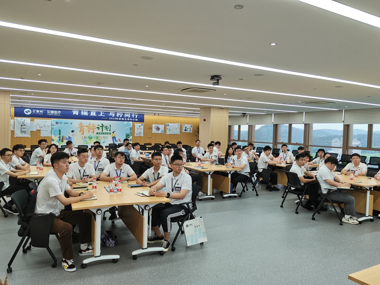 2025年澳门免费原料网